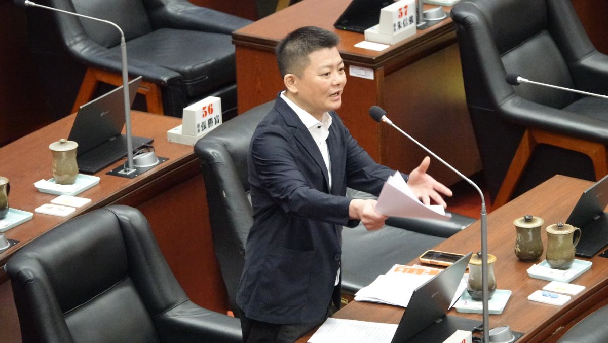 ▲曾俊傑質詢談高雄轉型,陳其邁:市政是一棒接一棒。
