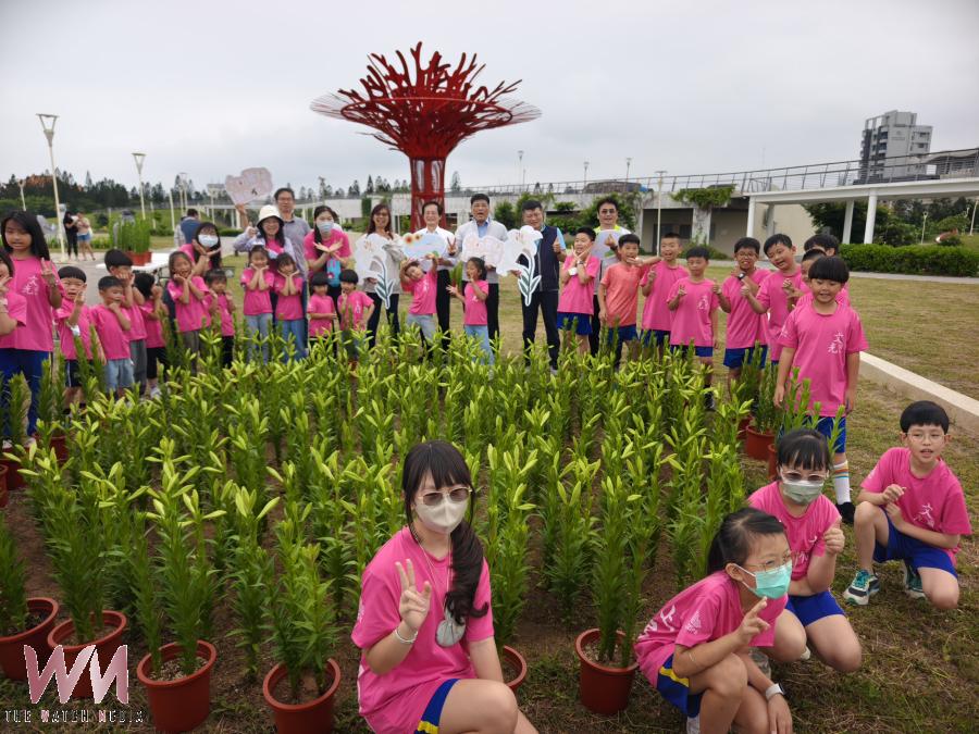 初夏百合花祭登場 百花盛開成澎湖初夏最美風景 - https://www.watchmedia01.com