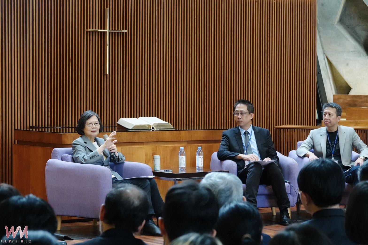 蔡英文東海大學路思義教堂演講 勉青年勇敢創造自己的人生里程碑 - https://www.watchmedia01.com
