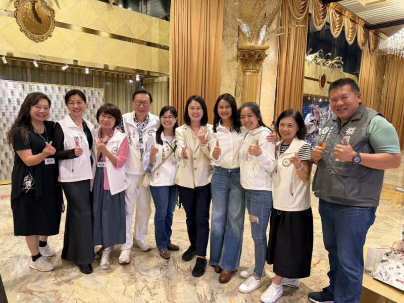 圖文:中華民國嘉義旅外鄉親會長聯合會凝聚一堂 母親節前夕溫馨聯誼傳遞公益正能量(圖文:一生福報社長徐璋穆/提供)。