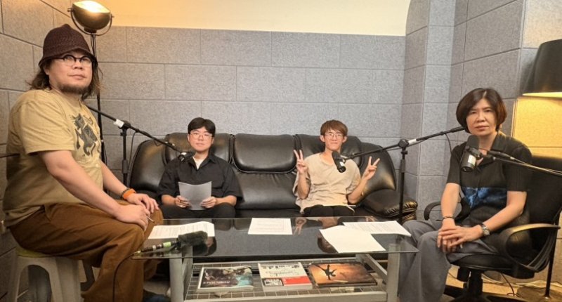 卓越正修Podcast專訪光火舞社  以光影與火焰特技打造視覺盛宴