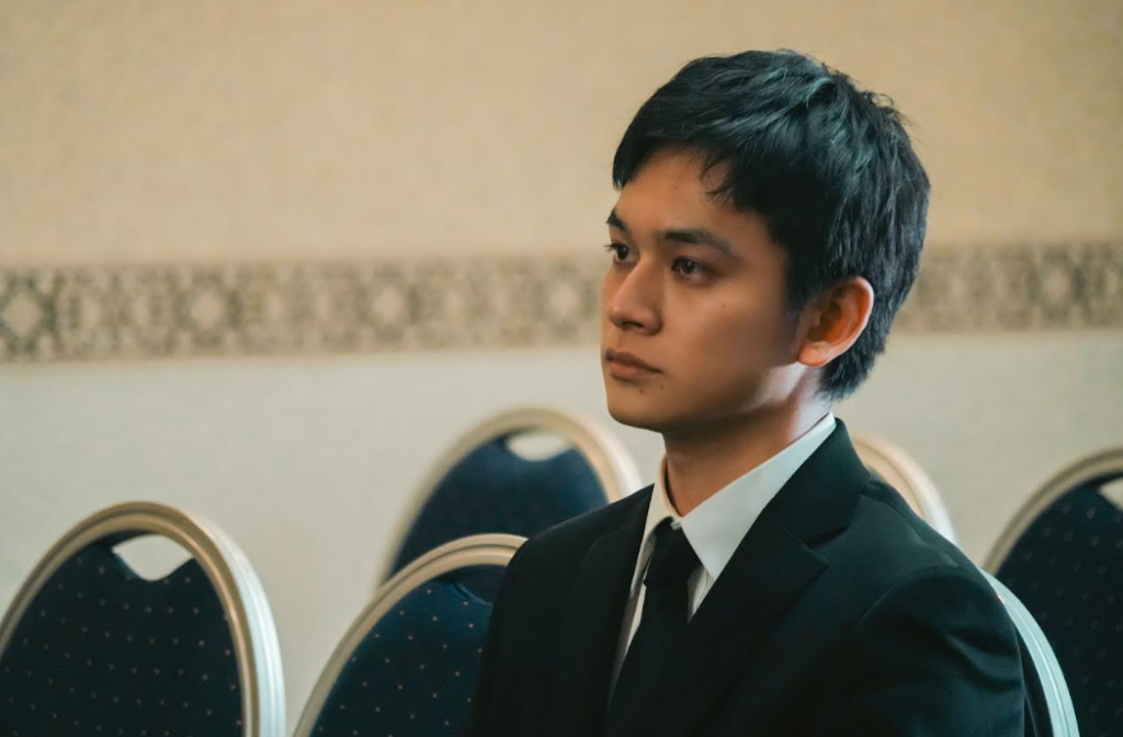 日本年度真人電影票房冠軍《別離無恙》濱邊美波讀劇本淚崩! 49 %E8%9E%A2%E5%B9%95%E6%93%B7%E5%8F%96%E7%95%AB%E9%9D%A2 2026 05 15 204853 1024x672 1