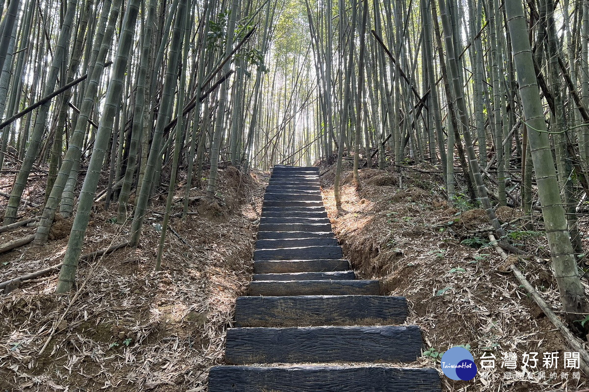 打造北橫人文山林旅遊新亮點,桃園復興「枕頭山步道」環境改善工程完工啟用。<br /><br />