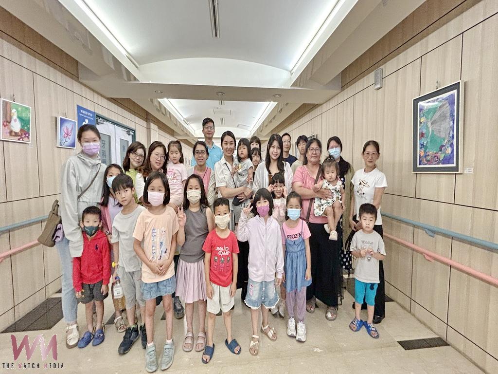 賴珮璉師生四代同堂揮灑藝術人生　彰化醫院聯展充滿療癒能量