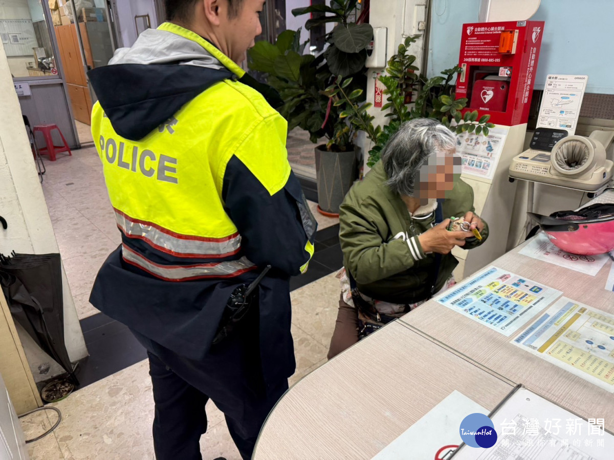 楊梅警追查行車路線協助尋回愛車。