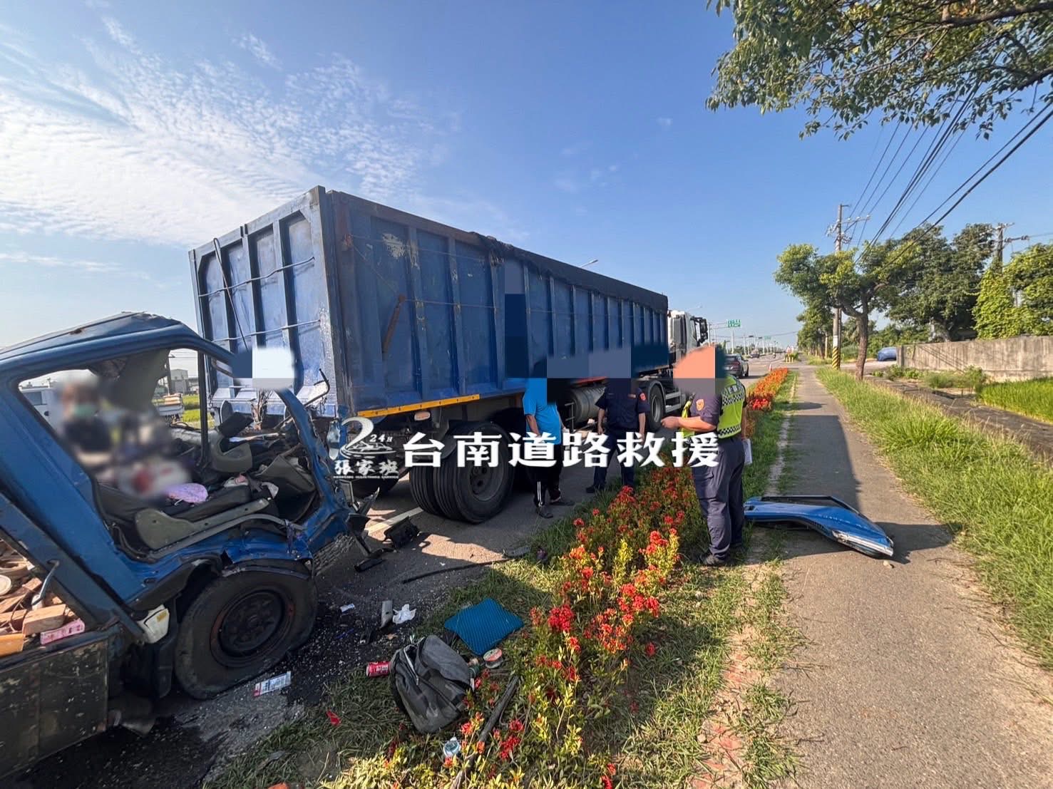 ▲貨車「車頭撞爛」凹陷1男死亡、1女重傷骨折（圖／翻攝自臉書／張家班道路救援）