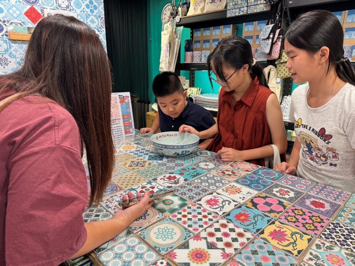 ▲特約店家博餅。