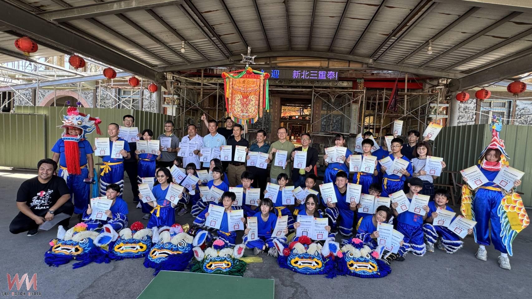 下崙國小龍鳳獅隊再創巔峰!狂攬單季20冠、創隊70勝紀錄 福安宮謝神迎紅榜 - https://www.watchmedia01.com