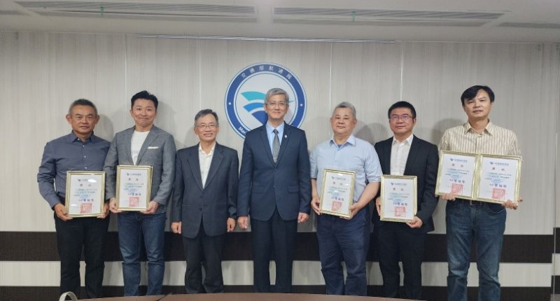 航港局表揚114年優等引水人 肯定引航者提升航行安全與協助海難救助專業貢獻