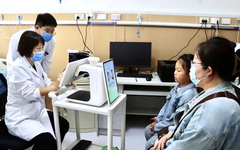 北京兒童醫院AI兒科醫生正式上崗 「真人醫生+AI」提升診療效率