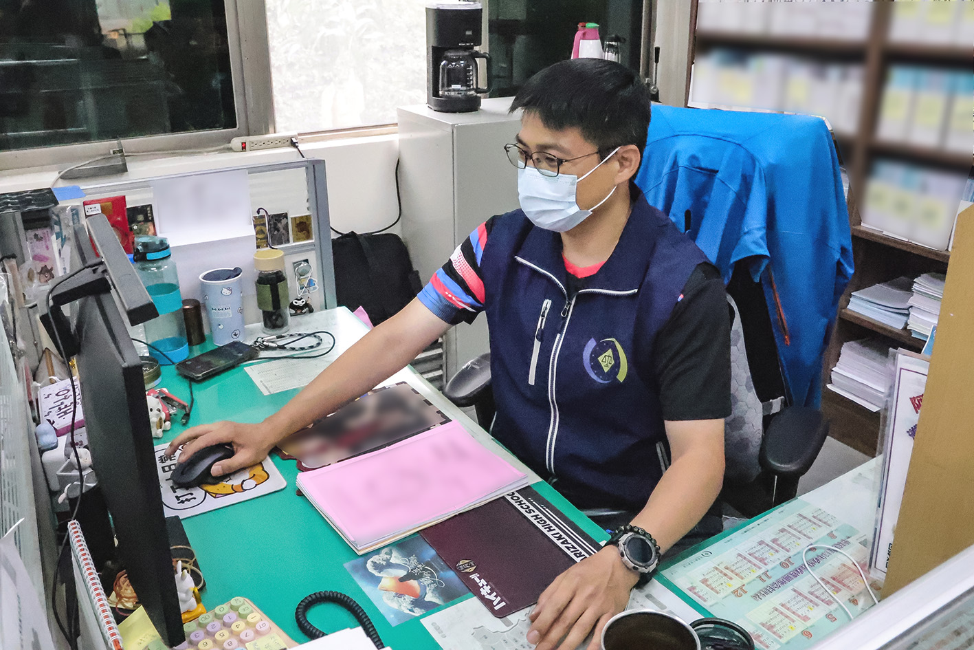 有錢投資,卻拒繳毒品罰鍰 書記官速扣存款,全數追回欠款