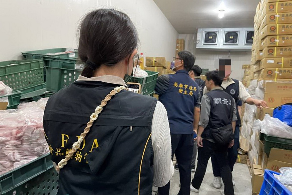 過期肉混充新鮮肉販賣危食安 肉商夫婦遭訴求從重量刑 244 過期肉混充新鮮肉販賣危食安 肉商夫婦遭訴求從重量刑 243