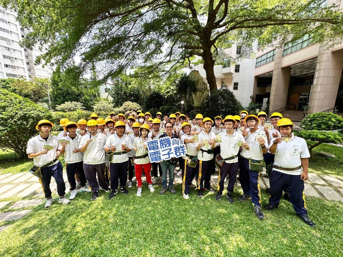 中山工商電機與電子群,室內配線乙級取證45張再創新高。