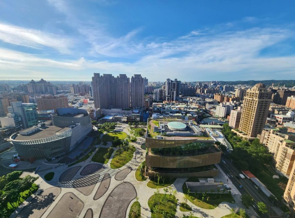 在強勁的自住需求推升下,桃園市千萬住宅交易占比在近五年間從71.7%下滑至48.6%。