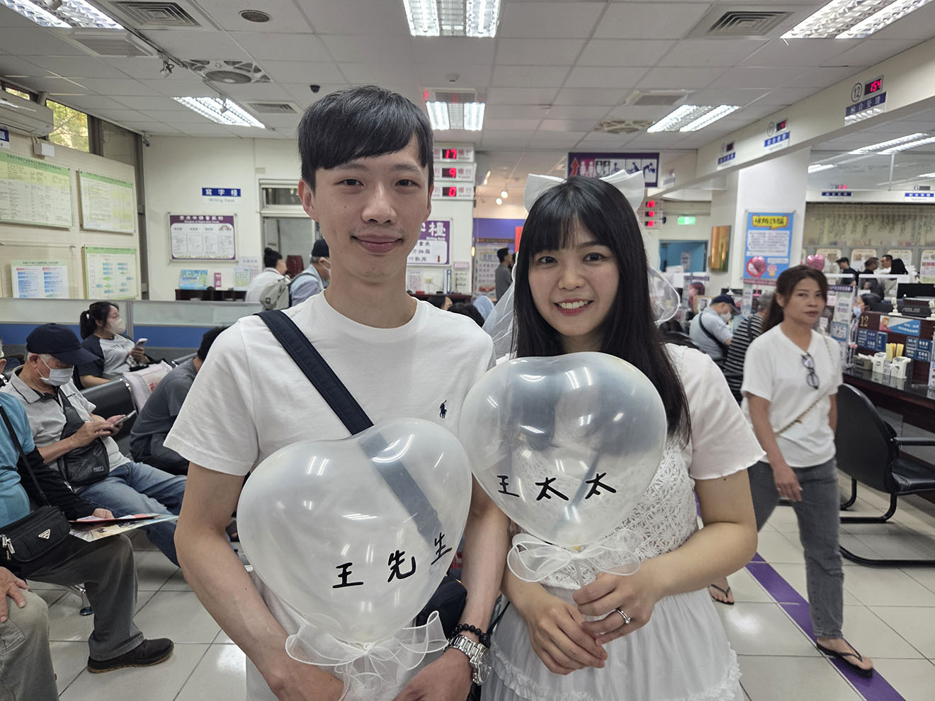 浪漫520!中壢護理師與同性伴侶共許終生承諾 完成結婚登記 44fqee 4