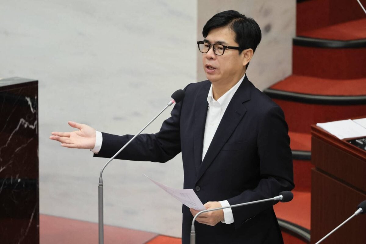 ▲高雄市長陳其邁針對議員關心鳳翔公園整治進度,表示市府已成立專案小組全面推動,全力改善當地環境問題,打造宜居公共空間。