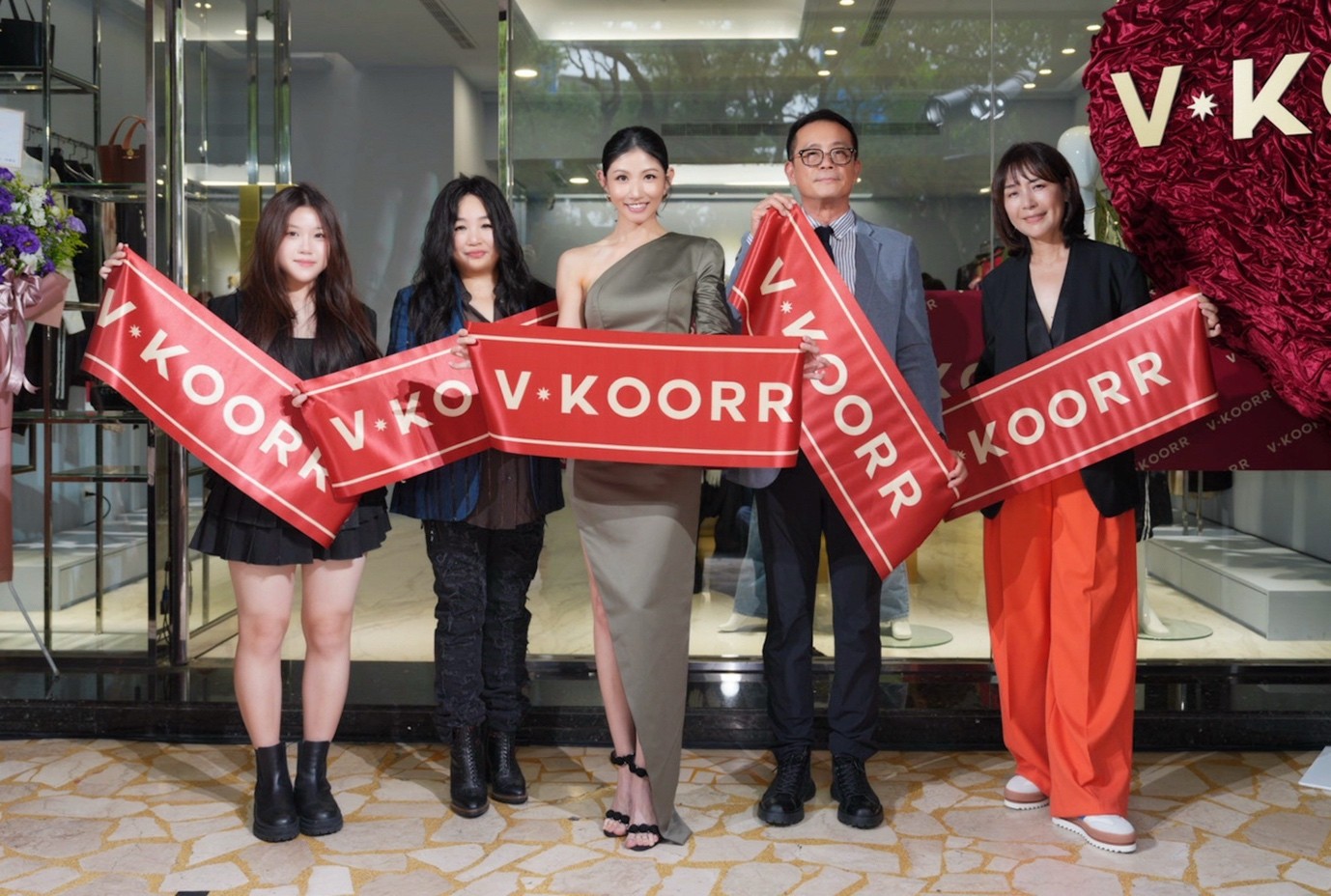 林薇選品店V.KOORR開幕 李千娜率性演繹高訂時尚 - https://www.watchmedia01.com