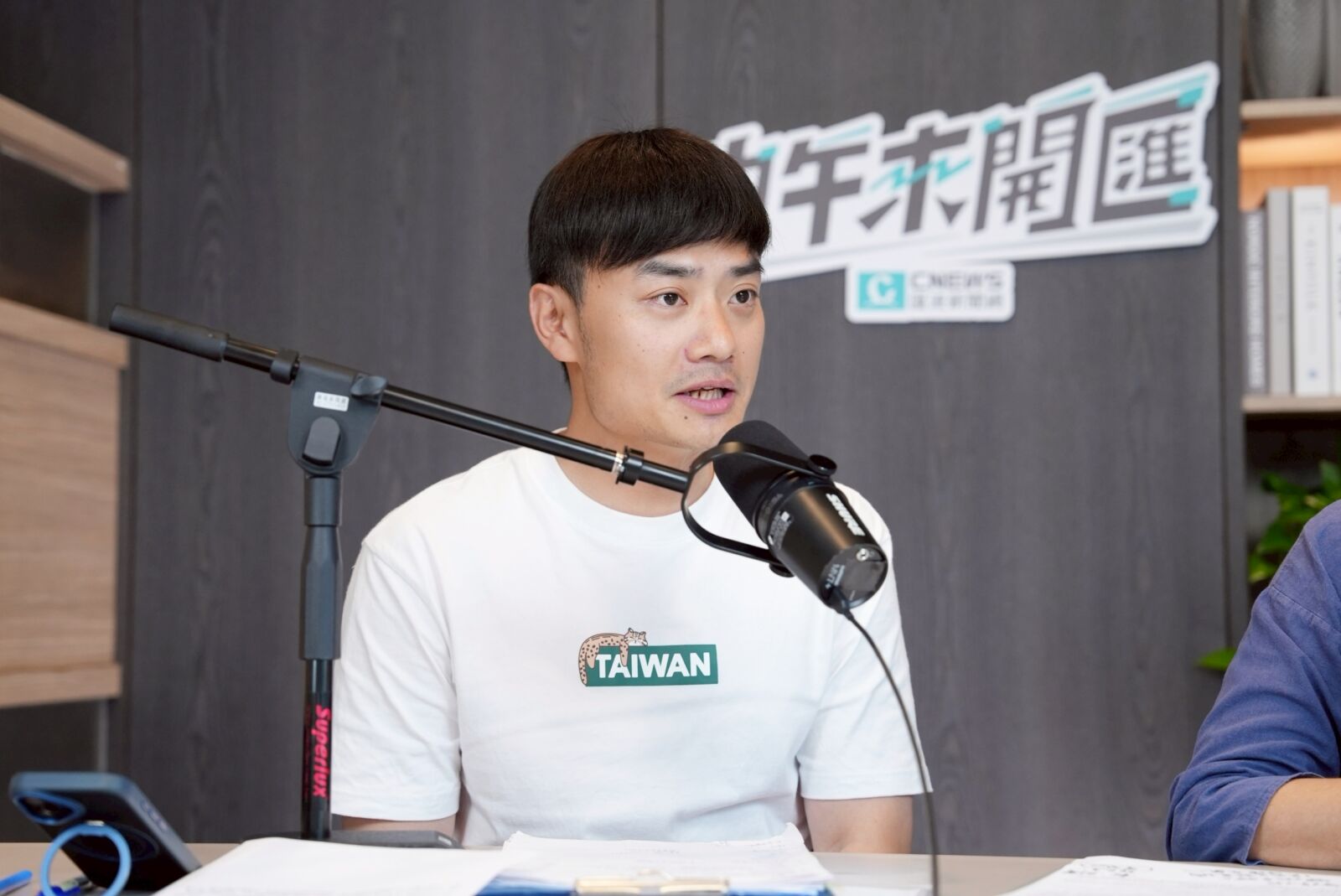 直球對決吳崢「國民黨綱我都贊成」 殷瑋再問:台獨黨綱廢不廢? 190 直球對決吳崢「國民黨綱我都贊成」 殷瑋再問:台獨黨綱廢不廢? 189