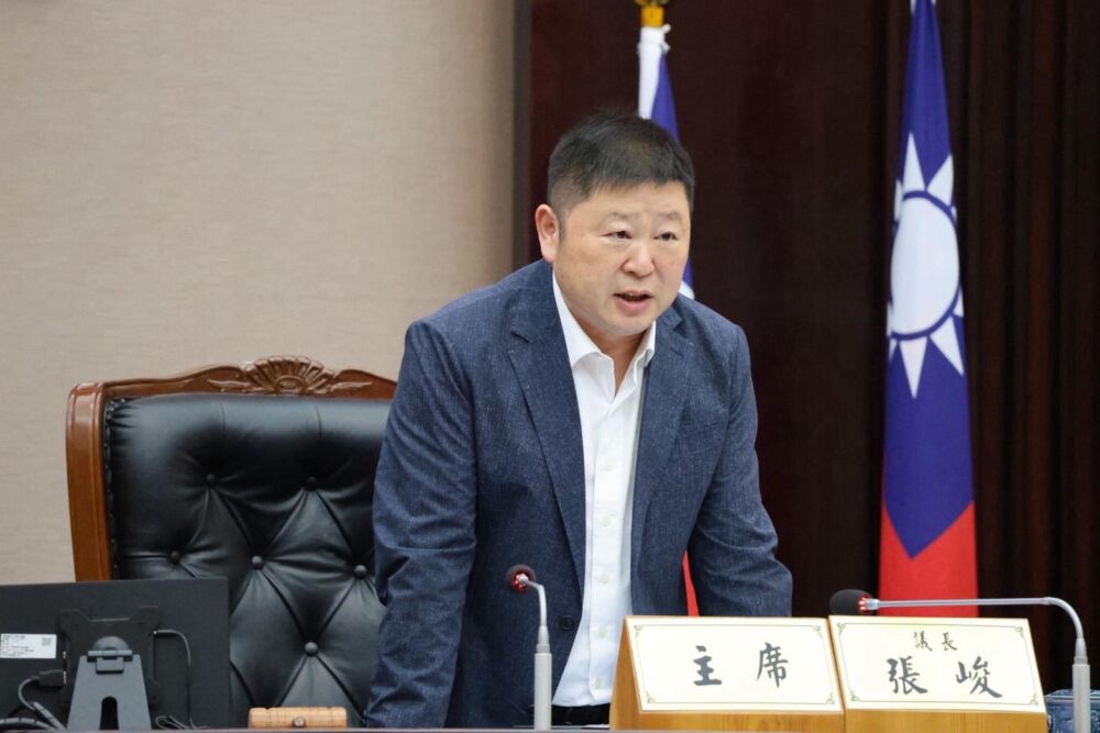 張峻宣示翻轉花蓮　承諾當選縣長普發現金1萬元 191