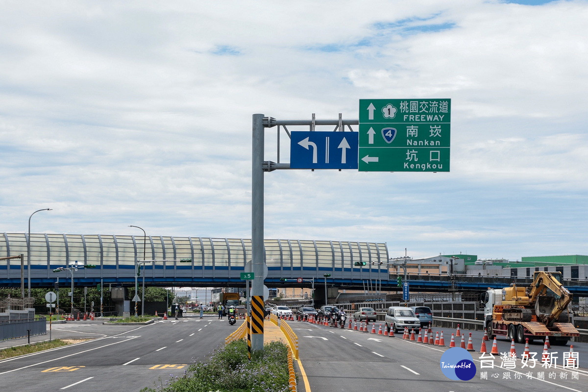 「台15線及台4線配合桃園國際機場擴建辦理改線工程」完工通車。<br /><br /> 
