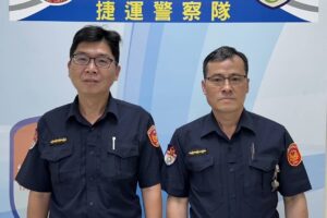 七旬老翁獨自徘徊捷運月臺 一張手寫字條成關鍵 捷警暖助兄妹團圓 52 MEITU 20260523 090401654 300x200 1