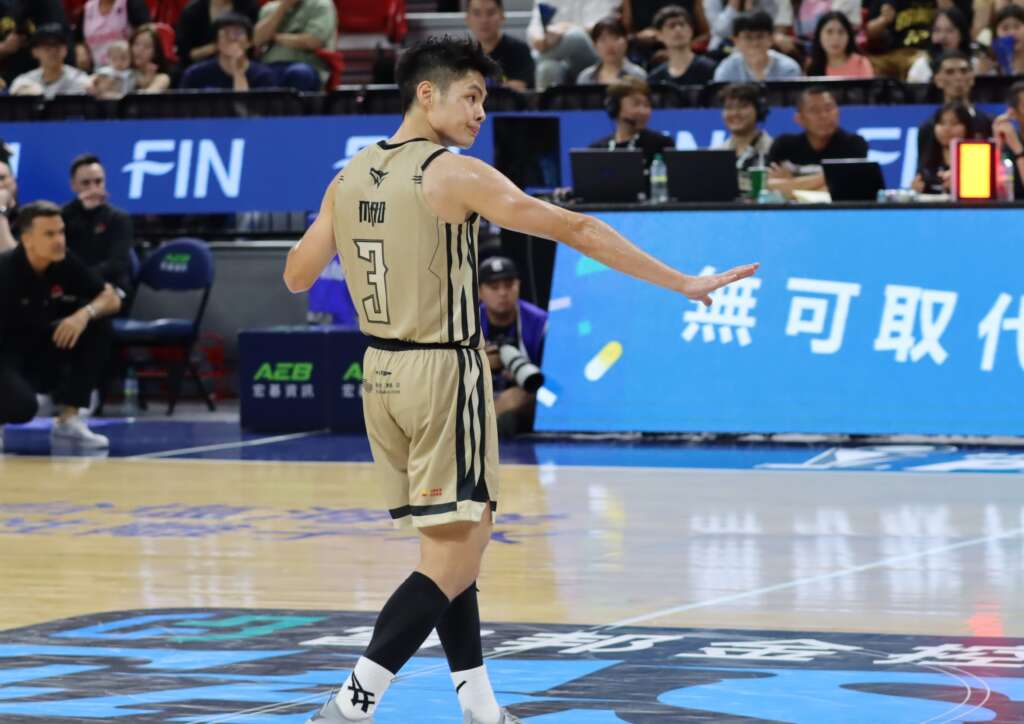 谷毛唯嘉掌控比賽節奏，氣吞全場。 (蔡小明攝影) 