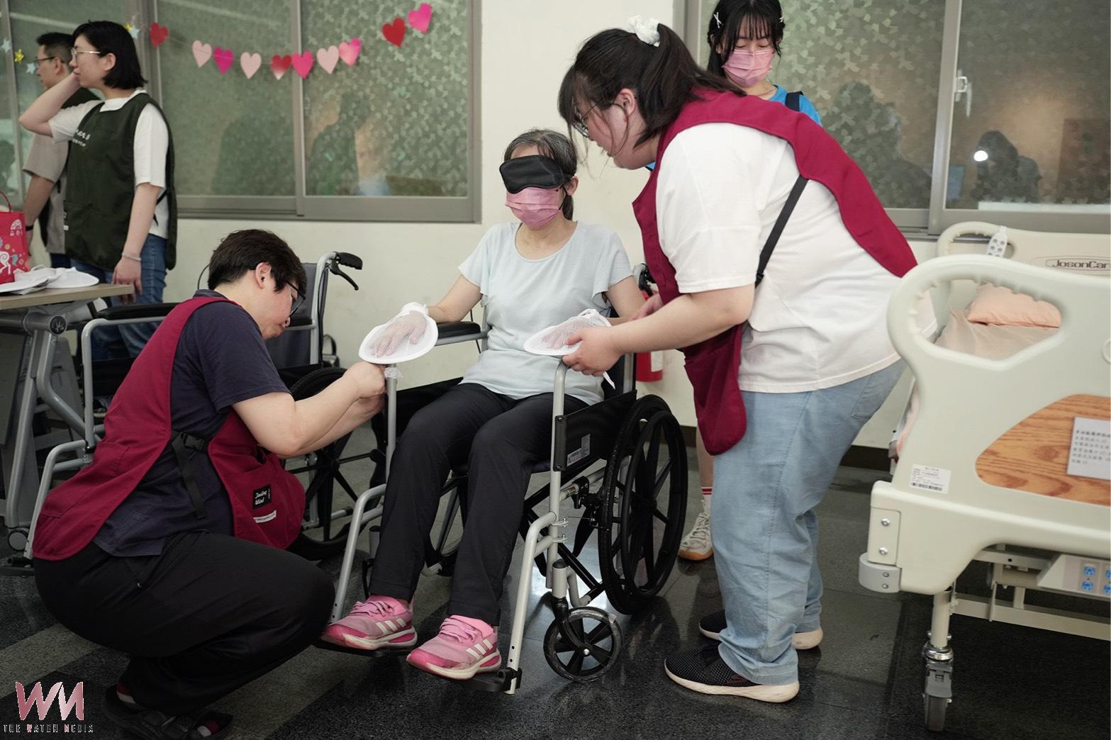 青銀共學練習變老 興大醫學院「長照體驗營×資源市集」共探健康老化解方 - https://www.watchmedia01.com