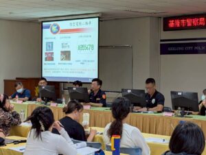 基警辦理通譯專精講習班 打擊人口販運與涉外詐欺案件再添生力軍 27 %E4%B8%80 99 300x226 1