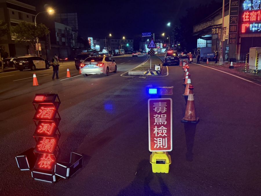 彰化警方雷厲大臨檢 緝獲毒駕2件、酒駕5件 交通違規81件