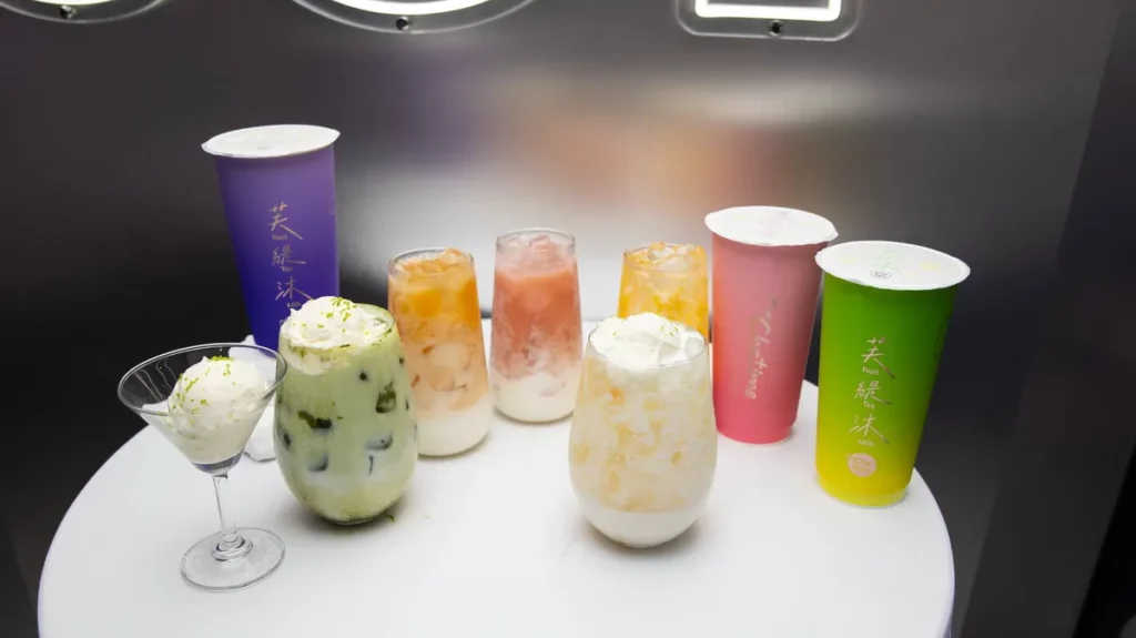 Chatime日出茶太全新推出「芙緹沐」果乳茶系列，以甜品級工藝打造九重風味層次。圖／日出茶太提供