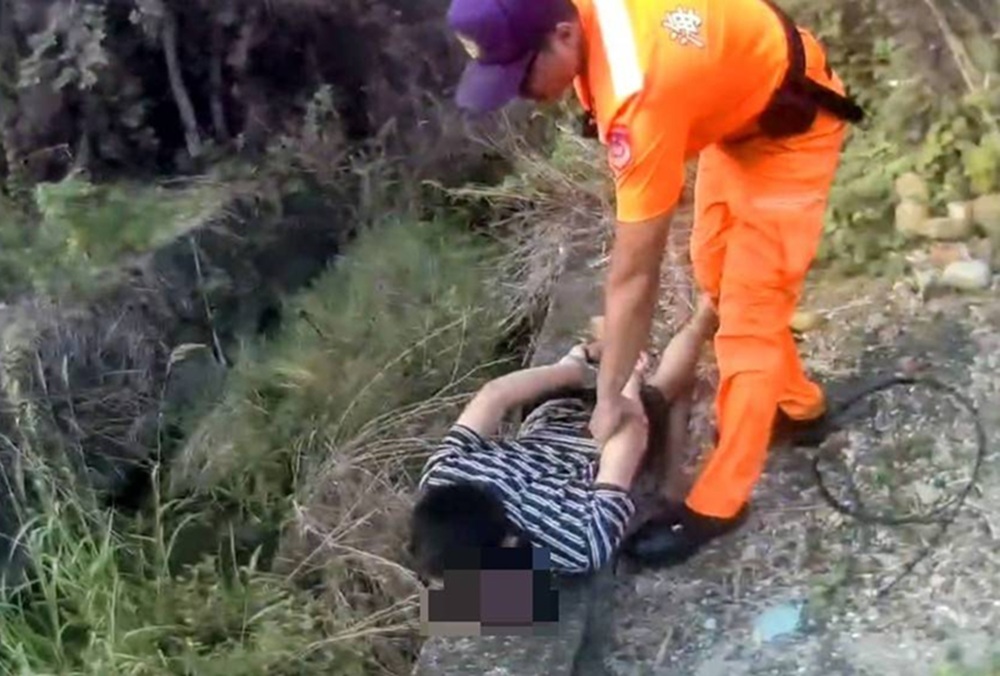 救溺變圍捕 海巡員緝獲2越南籍失聯移工1雇主 229 cnews204260525a02