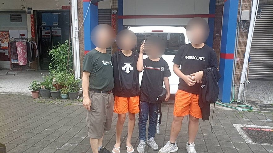 ▲小六生靠友情定位當偵探 暖警助攻找回手機。