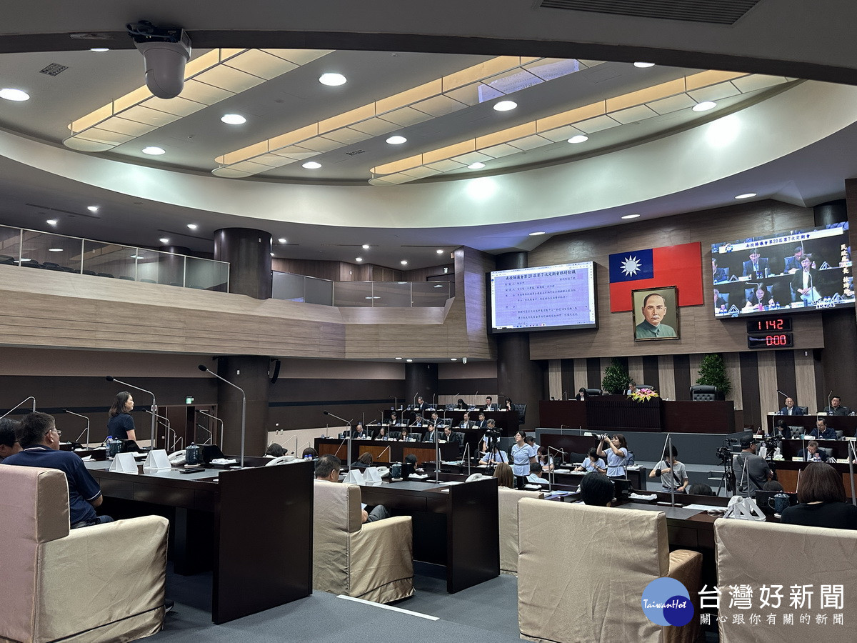 南投縣議會定期會圓滿閉會。（記者扶小萍攝）