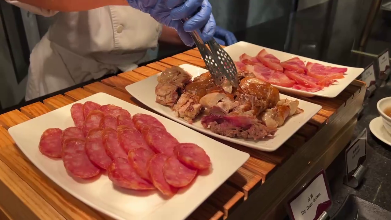 ▲台南長榮桂冠酒店驚傳食物中毒！ 北部旅遊團12人「上吐下瀉」掛急診（圖／記者王俊勝 翻攝）