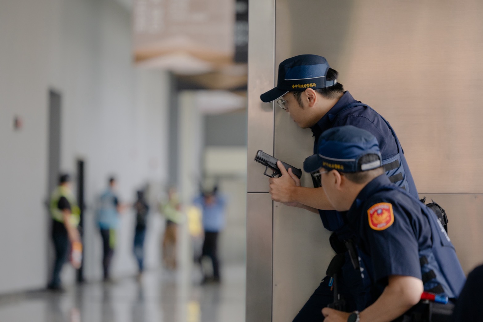臺中警「靖勇實警演習」首導入無劇本驗證　會展中心模擬重大危安事件跨域應變
