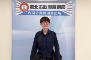 老翁深夜迷途險闖車陣 內湖暖警耐心協助平安返家 48 %E5%BB%96%E8%8A%B3%E5%85%AA 300x200 1