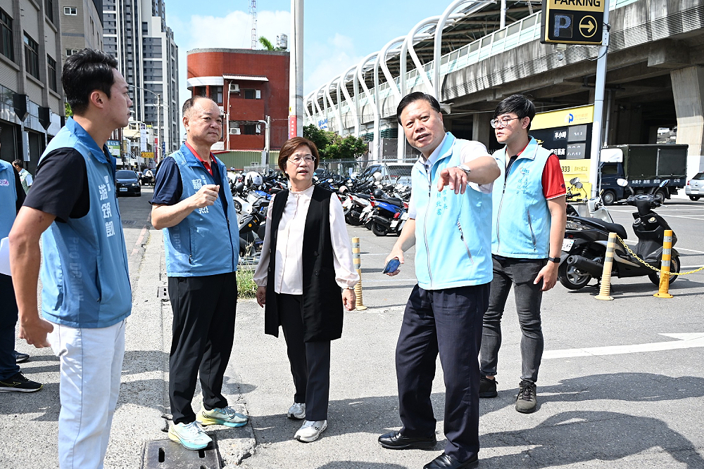 台鐵贈近1.9億土地拓寬員林站前道路 王惠美:完善車站周邊路網 198 台鐵贈近1.9億土地拓寬員林站前道路 王惠美:完善車站周邊路網 197