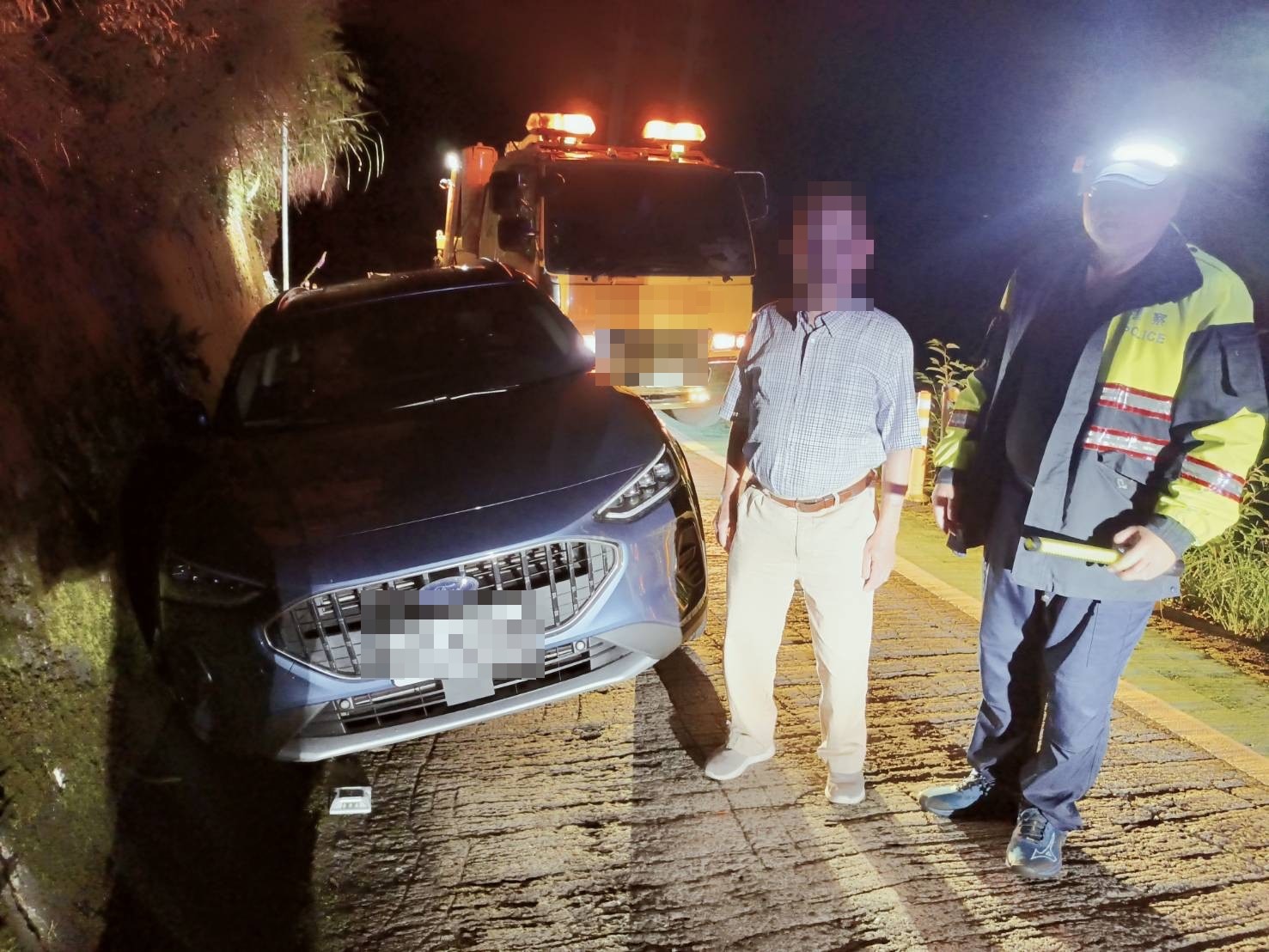 長者開車安全受關注 八旬翁太平山夜間駕車卡道 - https://www.watchmedia01.com