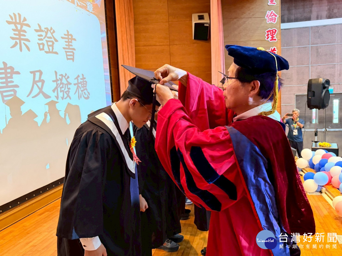 敏實科技大學畢業典禮。