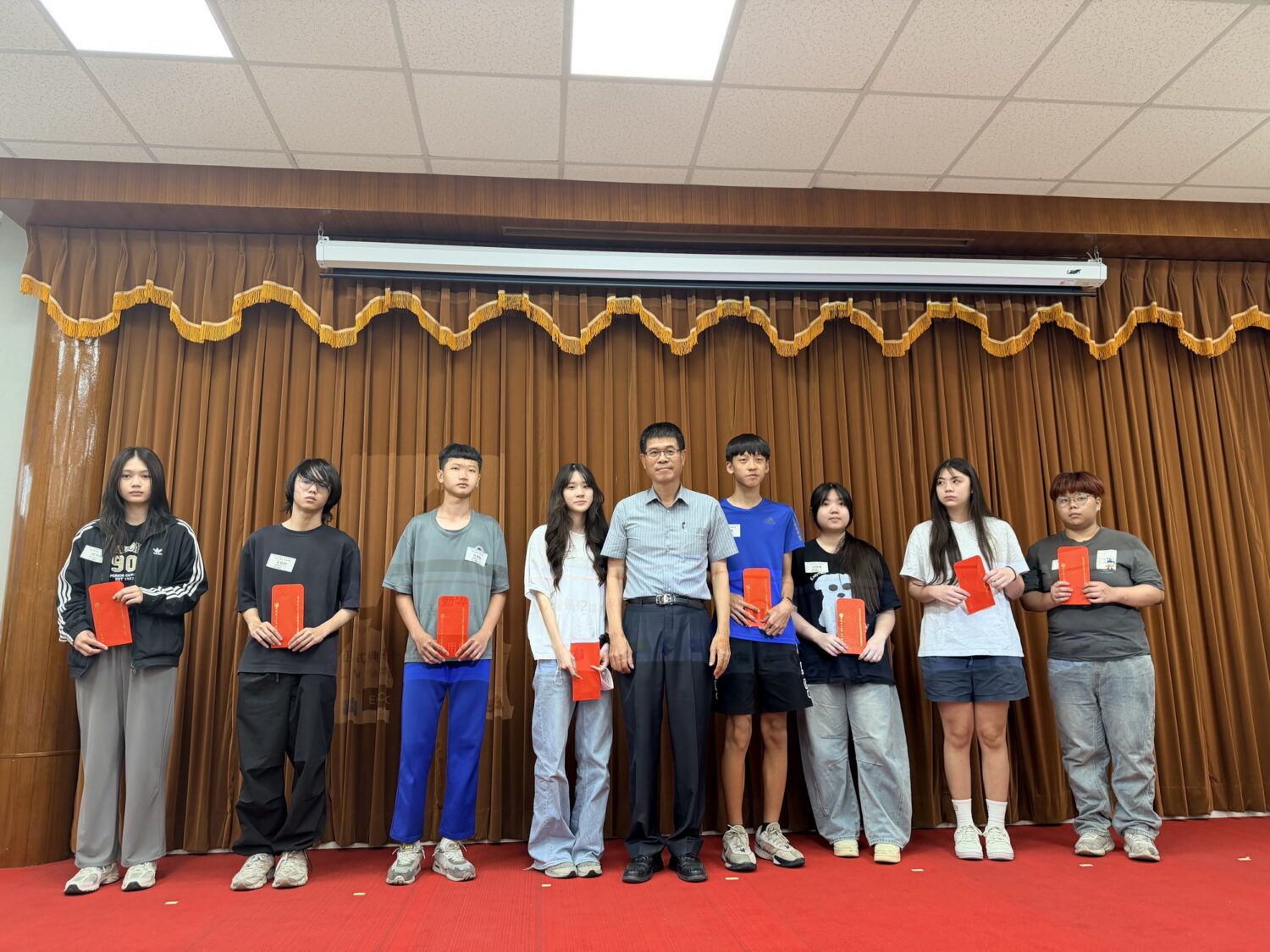 台電南部發電廠頒發近300萬追夢基金 創造社會正向循環