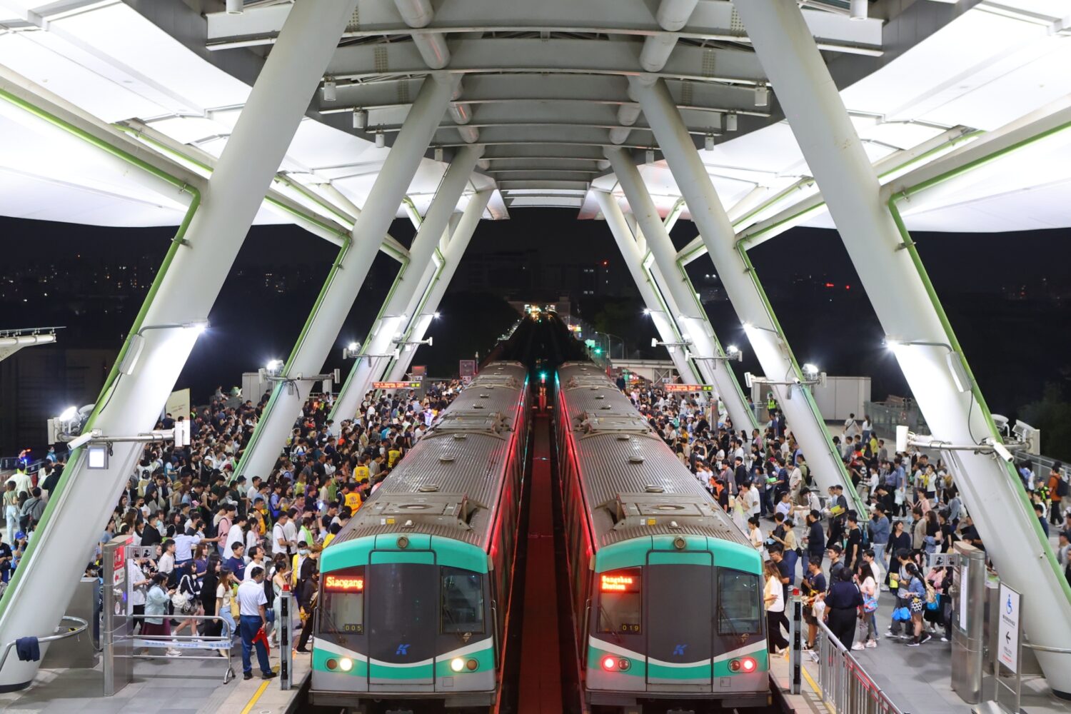 K-SPARK IN KAOHSIUNG熱力開唱 高雄捷運加密班距並強化信用卡感應搭乘宣導