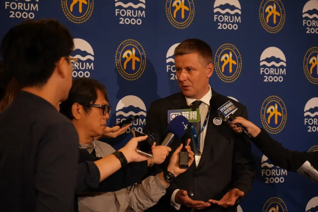 湯馬斯•佩崔切克 (Tomas Petritek)前捷克外交部長(2018-2021)接受媒體訪問