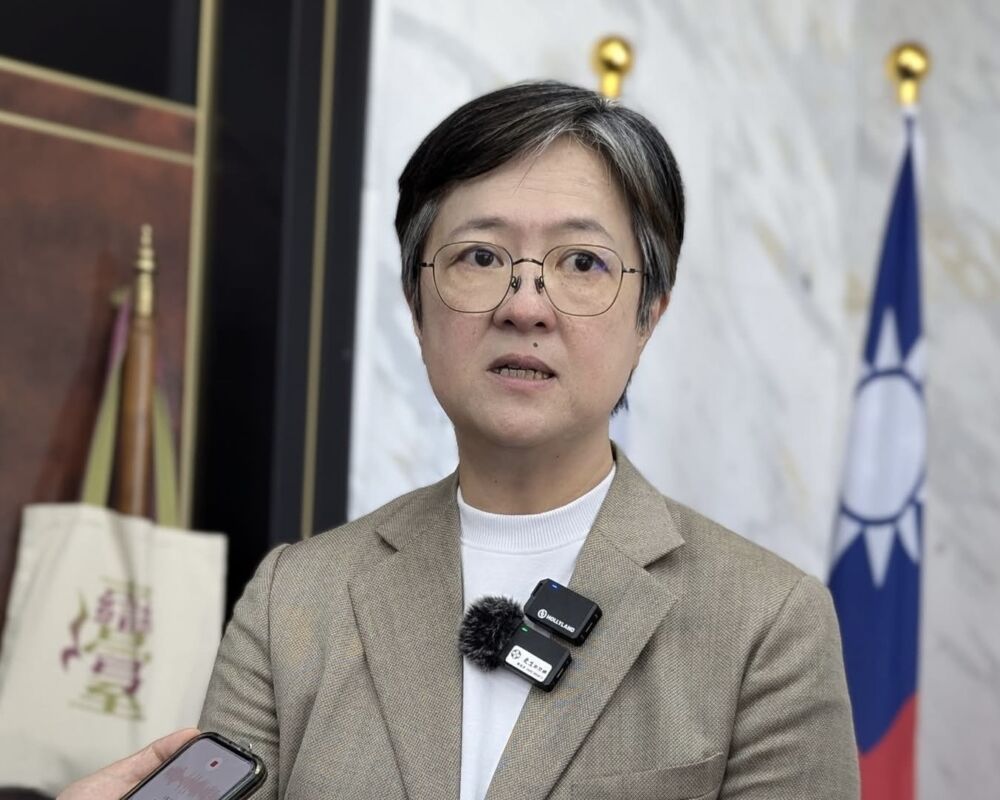 楊華美關注醫護荒 舉4縣市做法提2建議籲花蓮縣府端政策 214 楊華美關注醫護荒 舉4縣市做法提2建議籲花蓮縣府端政策 213