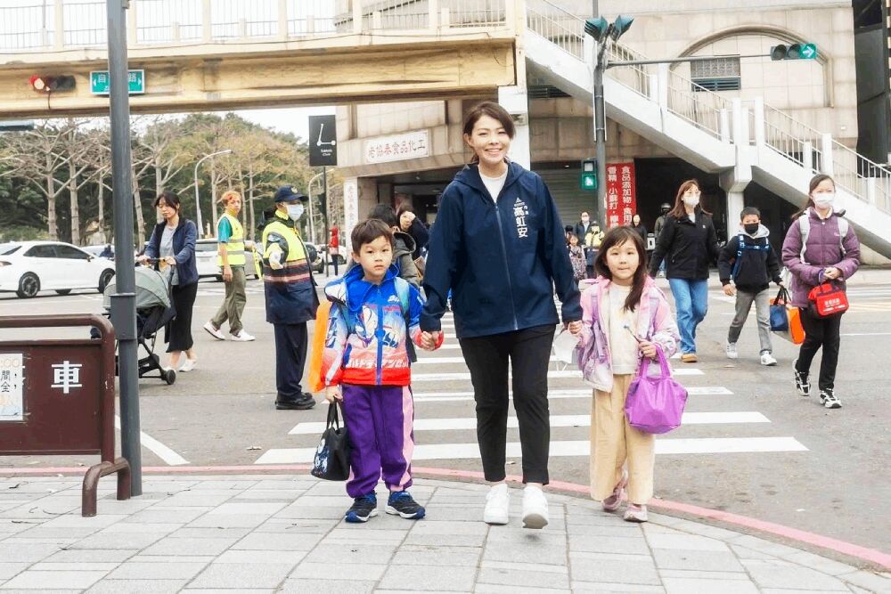 【匯流民調4-2】高虹安連任支持度達65.3% 陳慶齡力挺市府、李國璋讚施政更接地氣 219 照片來源:高虹安臉書