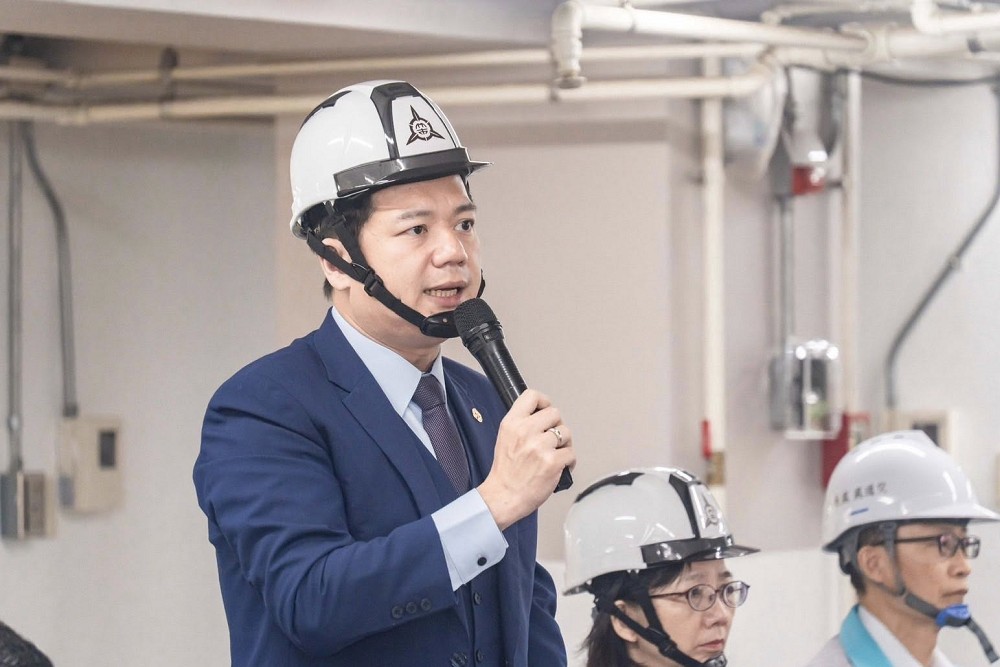 【匯流民調4-3】高虹安民調高達6成5「不意外」 莊伯仲:選民對民進黨打擊政敵手法反感 200 【匯流民調4-3】高虹安民調高達6成5「不意外」 莊伯仲:選民對民進黨打擊政敵手法反感 199