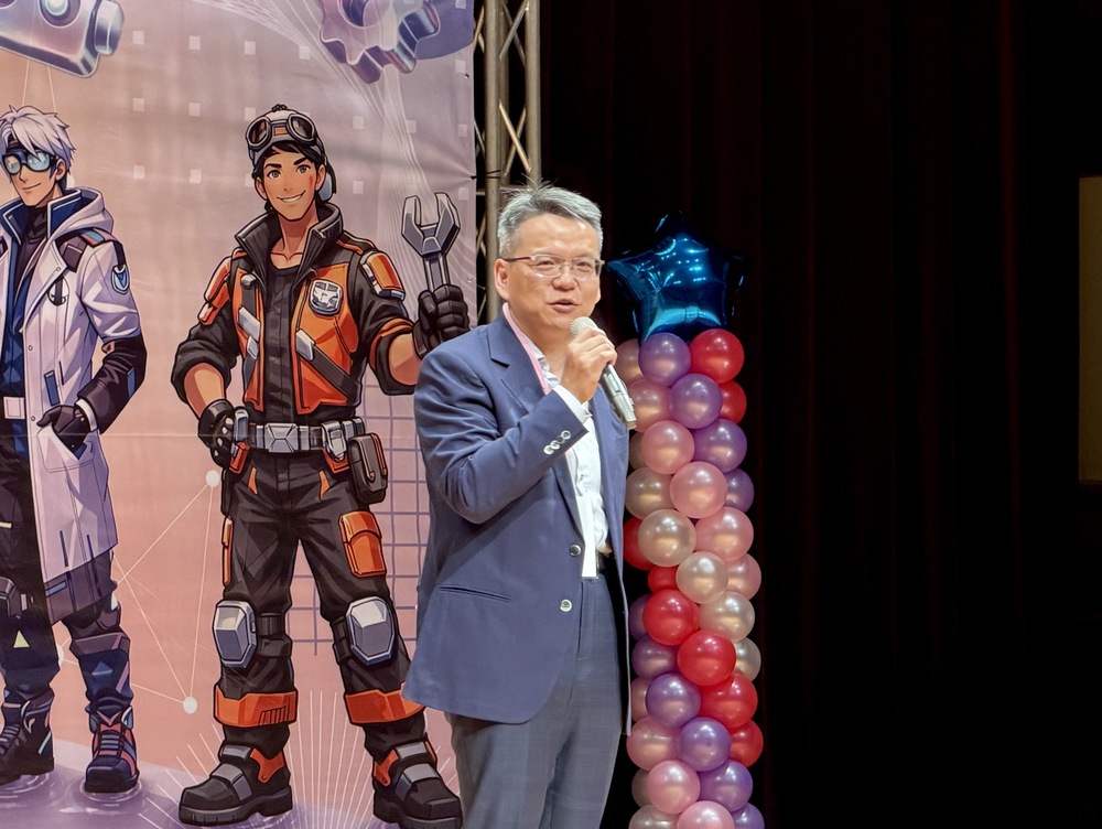 【有影】新北技藝力再獲肯定!400名師生受表揚 攜手企業培育未來AI人才 202 CNEWS195260527a03
