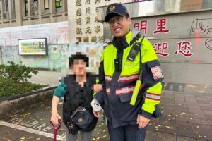 牽緊緊 大安波麗士暖心攙扶 助老婦安心過馬路 46 MEITU 20260528 090500438 300x200 1
