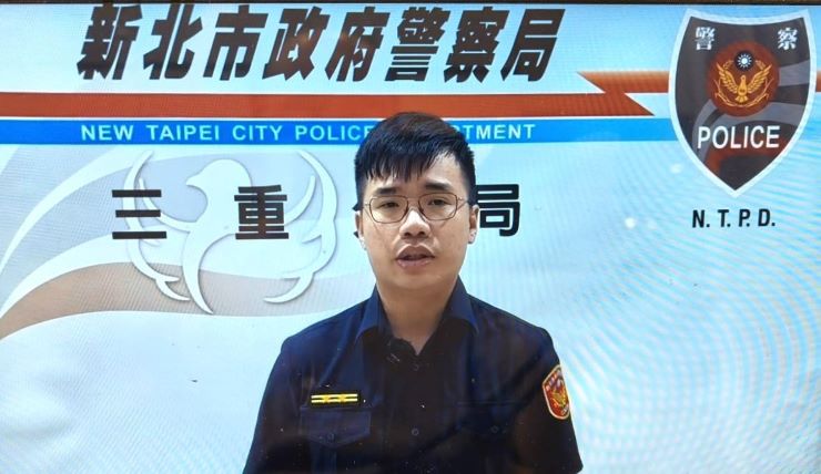 三重警強化防制毒駕 攔查可疑騎士查獲毒品 40 《圖說》三重所所長廖廷浩說明案由。〈三重分局提供〉