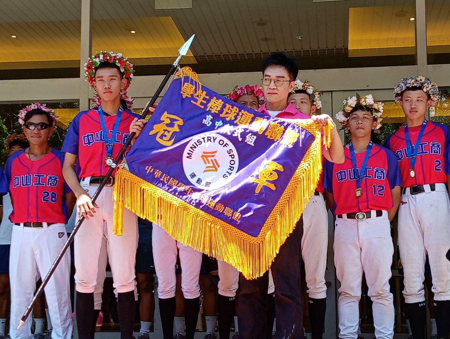 中山工商運動團隊再寫傳奇!男足聯賽U19提前封王、男棒軟式組喜迎三連霸