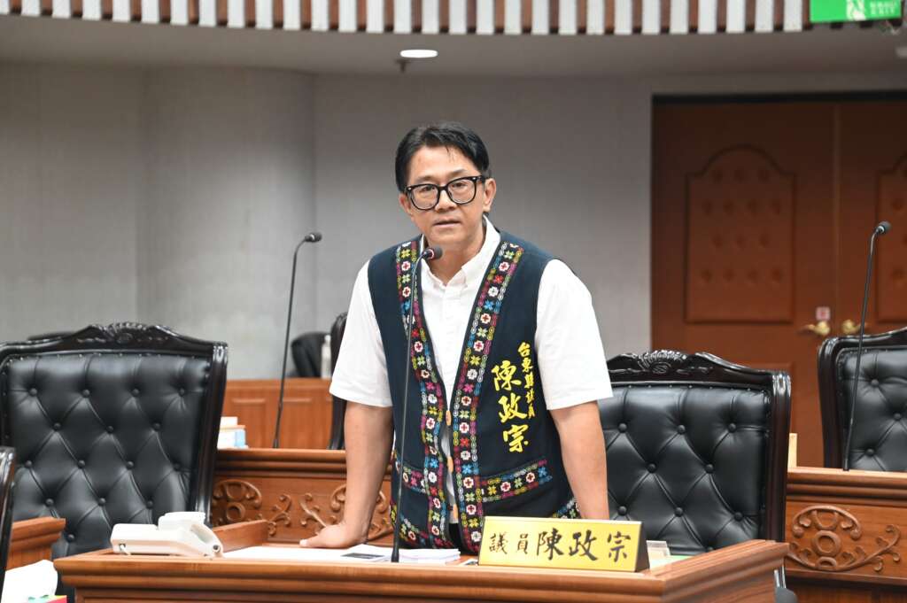 ∆議員陳政宗持續關注原住民族「自製獵槍」的合法化與安全性議題,獲得台東縣府原民處的正面回應。(圖/創世台東縣議會提供)
